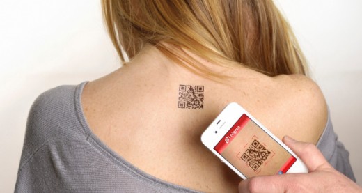 QR_code_tattoo_017_3small